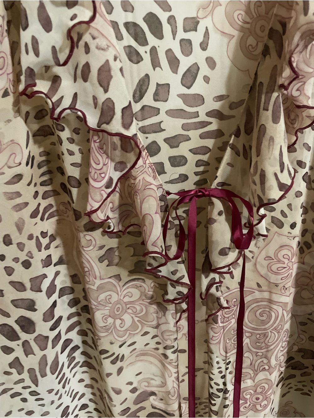 Sheer Printed Robe - - Picture 5 of 6